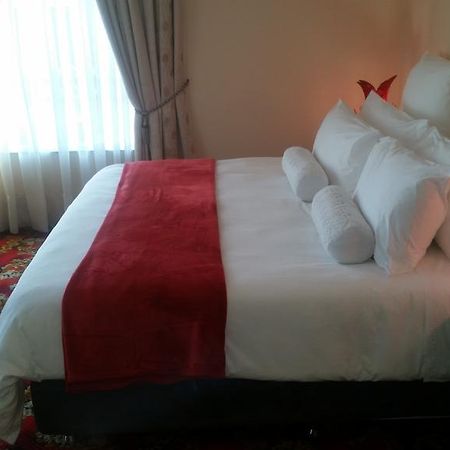 African Phoenix Guest Lodge Johannesburg Zewnętrze zdjęcie