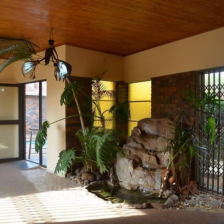 African Phoenix Guest Lodge Johannesburg Zewnętrze zdjęcie