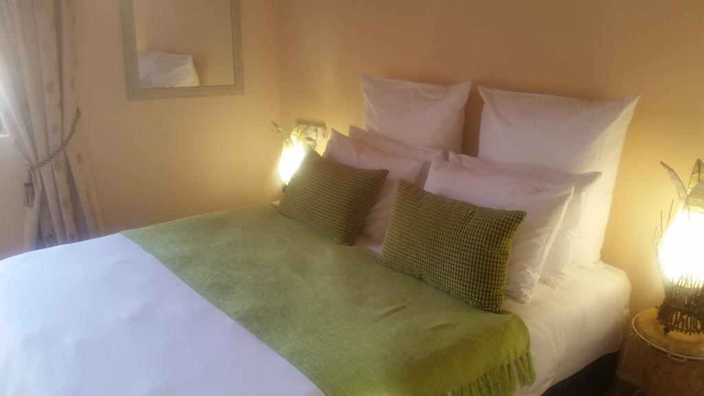 African Phoenix Guest Lodge Johannesburg Zewnętrze zdjęcie