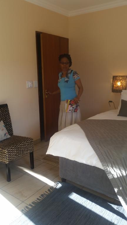 African Phoenix Guest Lodge Johannesburg Zewnętrze zdjęcie