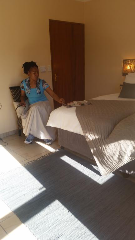 African Phoenix Guest Lodge Johannesburg Zewnętrze zdjęcie