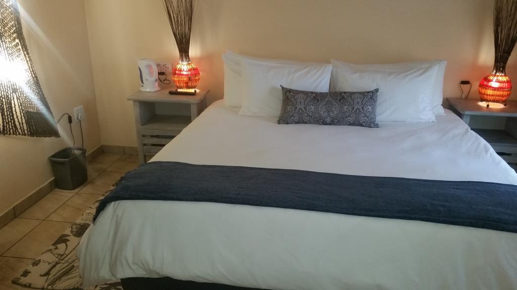 African Phoenix Guest Lodge Johannesburg Zewnętrze zdjęcie