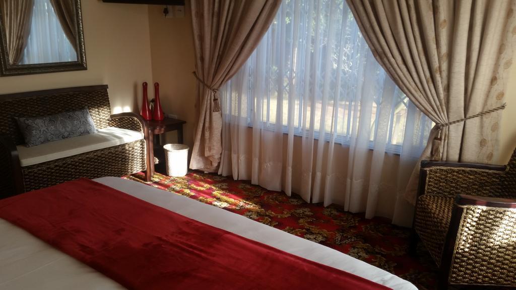 African Phoenix Guest Lodge Johannesburg Zewnętrze zdjęcie
