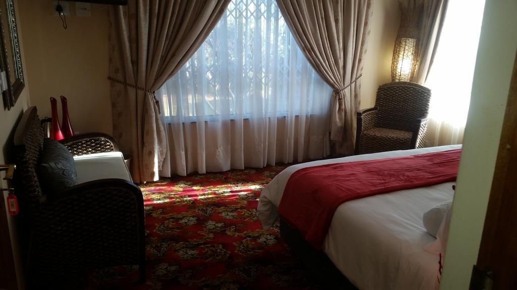 African Phoenix Guest Lodge Johannesburg Zewnętrze zdjęcie
